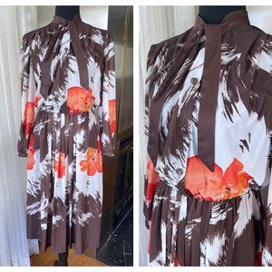 Vintage 70s shirtdress, long sleeves , brown floral, elastic waist, size medium